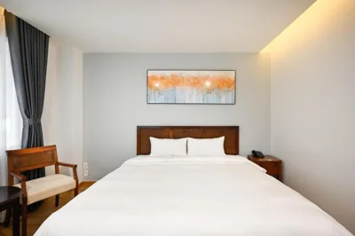 Habitación Doble Deluxe — Pearl Central Hotel- Near Nguyen Hue street